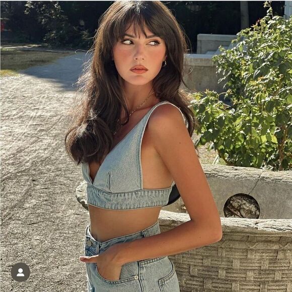 NEW Source Unknown Blogger Favorite Wide Slit Jeans + Top in Soft Blue - Picture 4 of 17